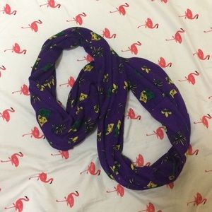 Infinity scarf